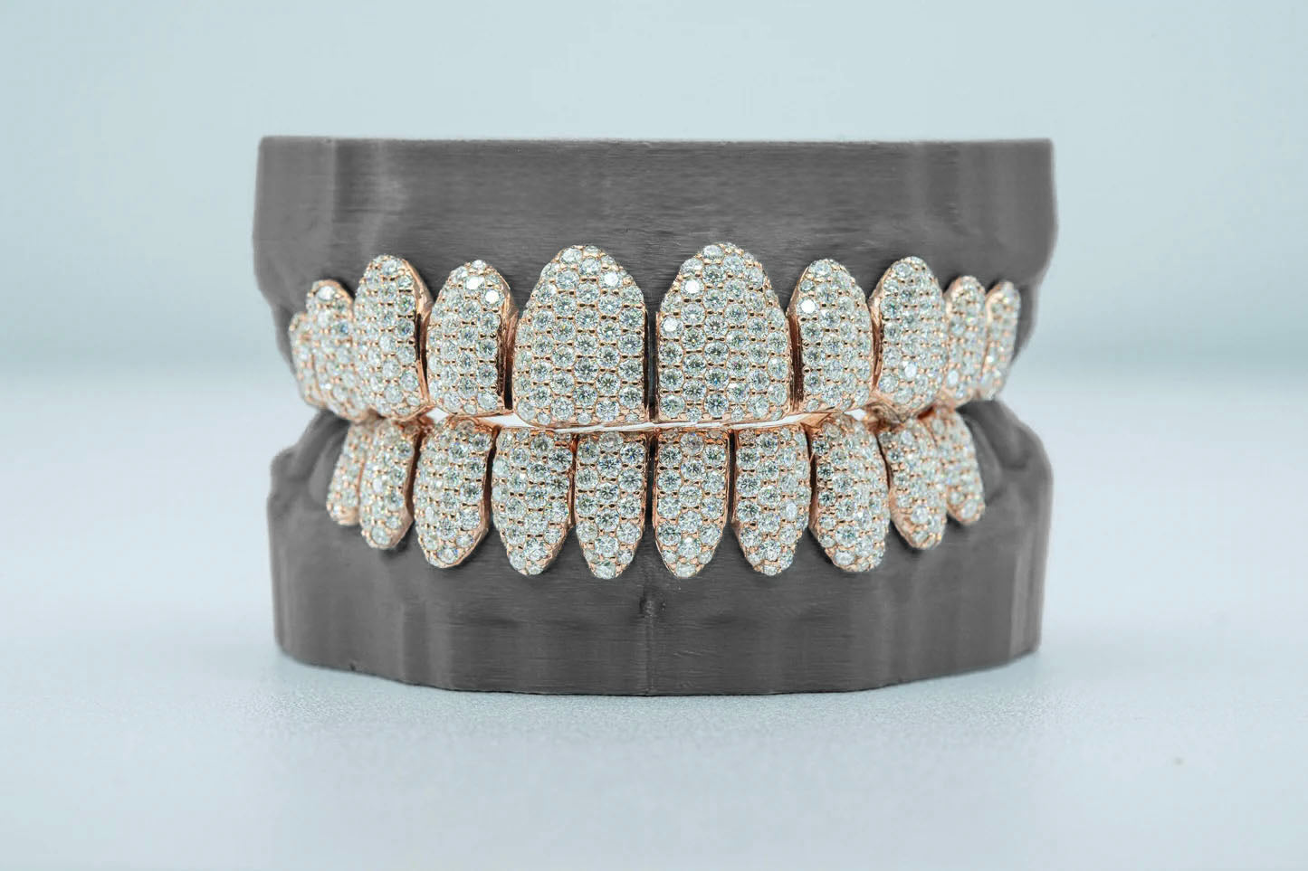 CUSTOM CVD VVS LAB DIAMOND GRILLZ (FOUR TEETH)