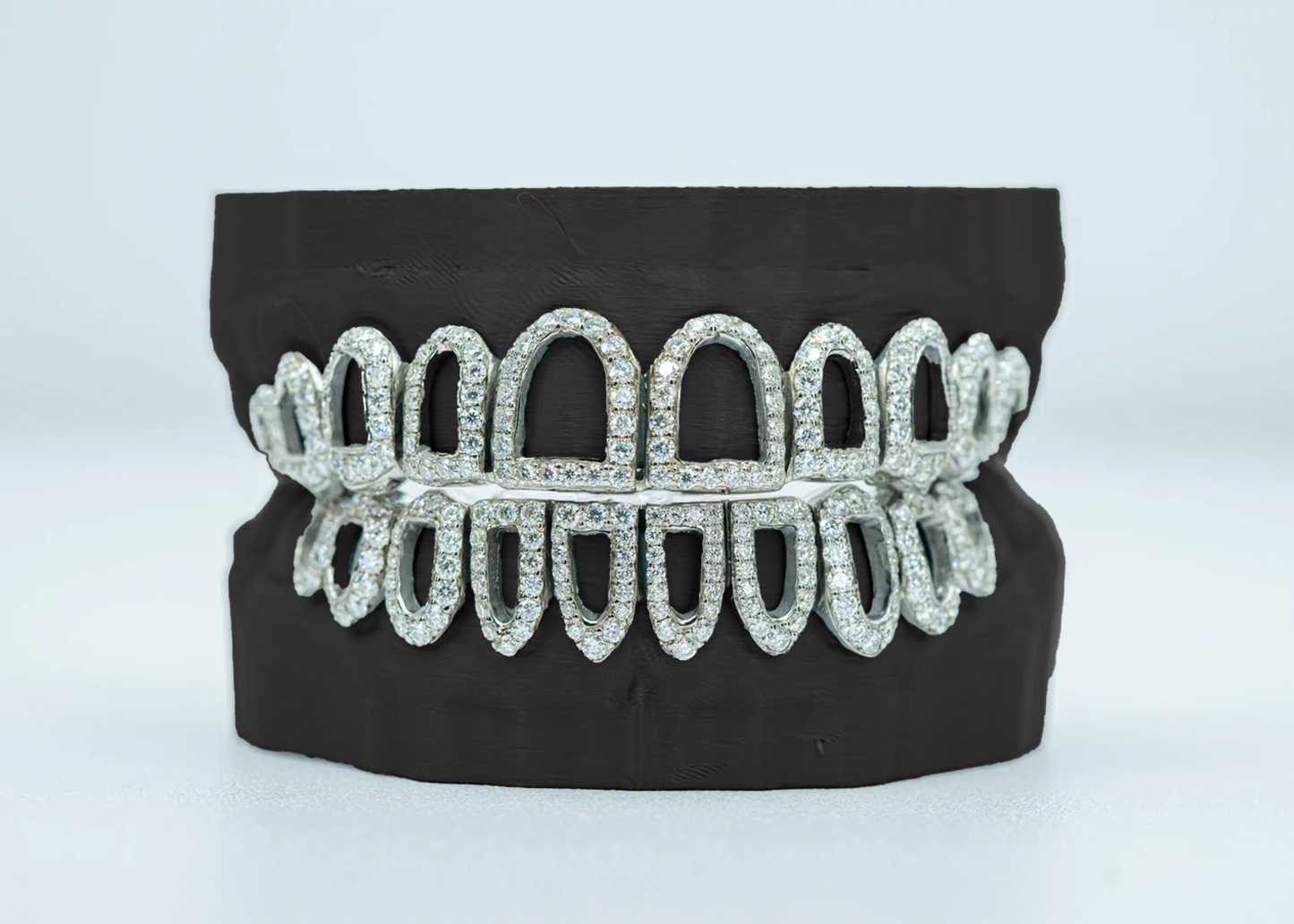 CUSTOM CVD VVS LAB DIAMOND GRILLZ (FOUR TEETH)